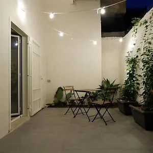 Central Patio Bari